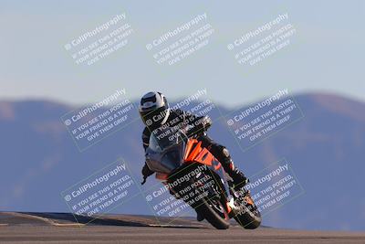 media/Nov-06-2023-Moto Forza (Mon) [[ce023d0744]]/4-Beginner Group/Session 5 (Turn 9)/